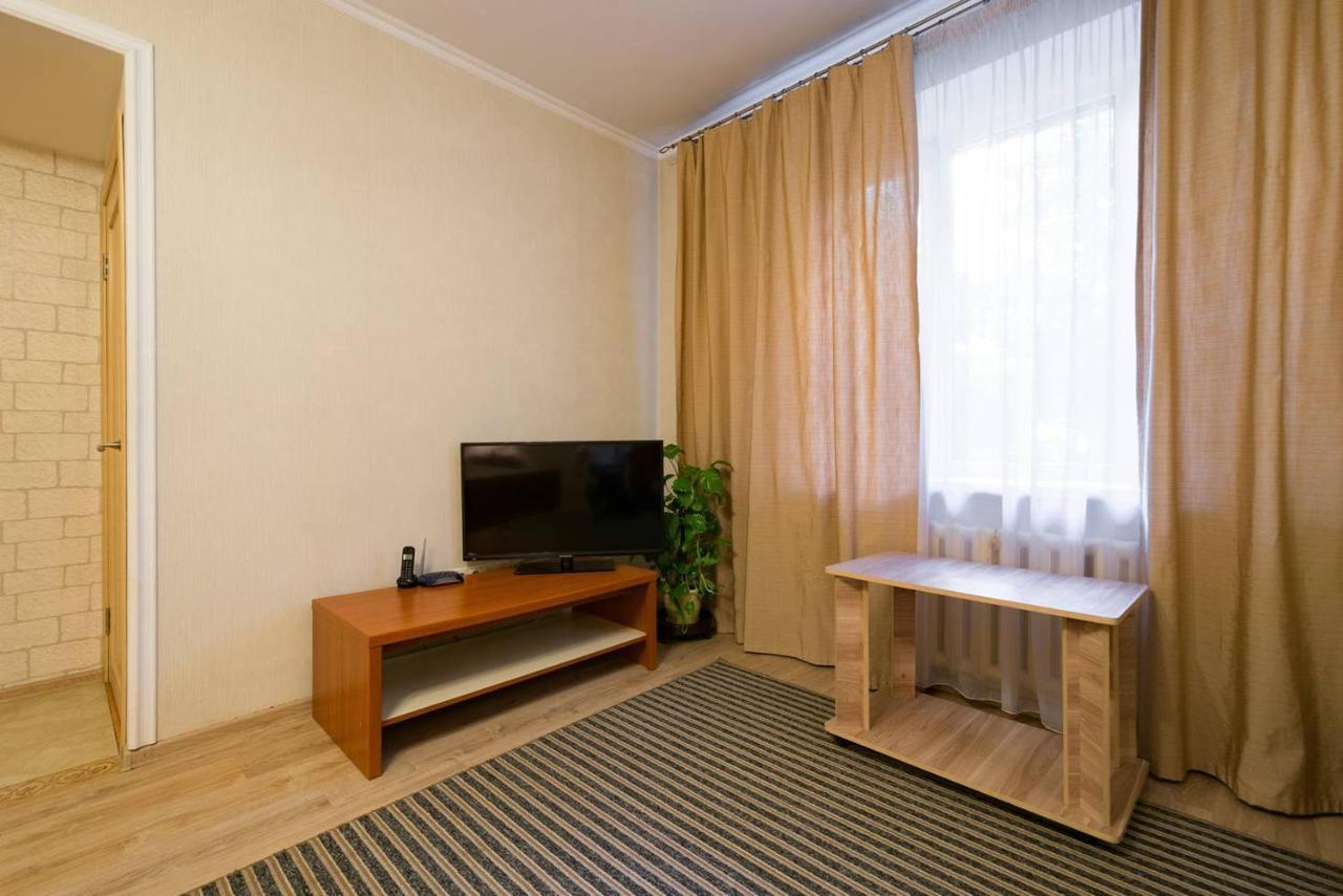 Nadezhda Apartment On Nauryzbay Batyra 37/1 Almatî Exterior foto